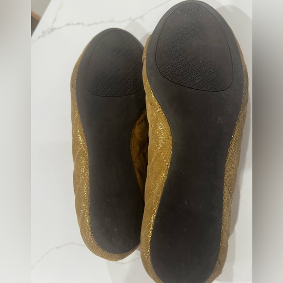 Tory Burch Leila Gold leather Shimmer Loafers Size 7.5 - Picture 9 of 11